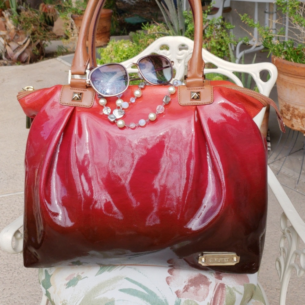 L .A M.B.   Gwen Stefani zipper shoulder bag